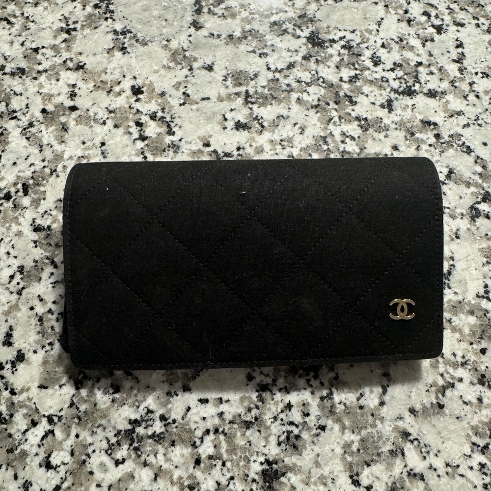 Chanel sunglasses - Picture 2 of 7